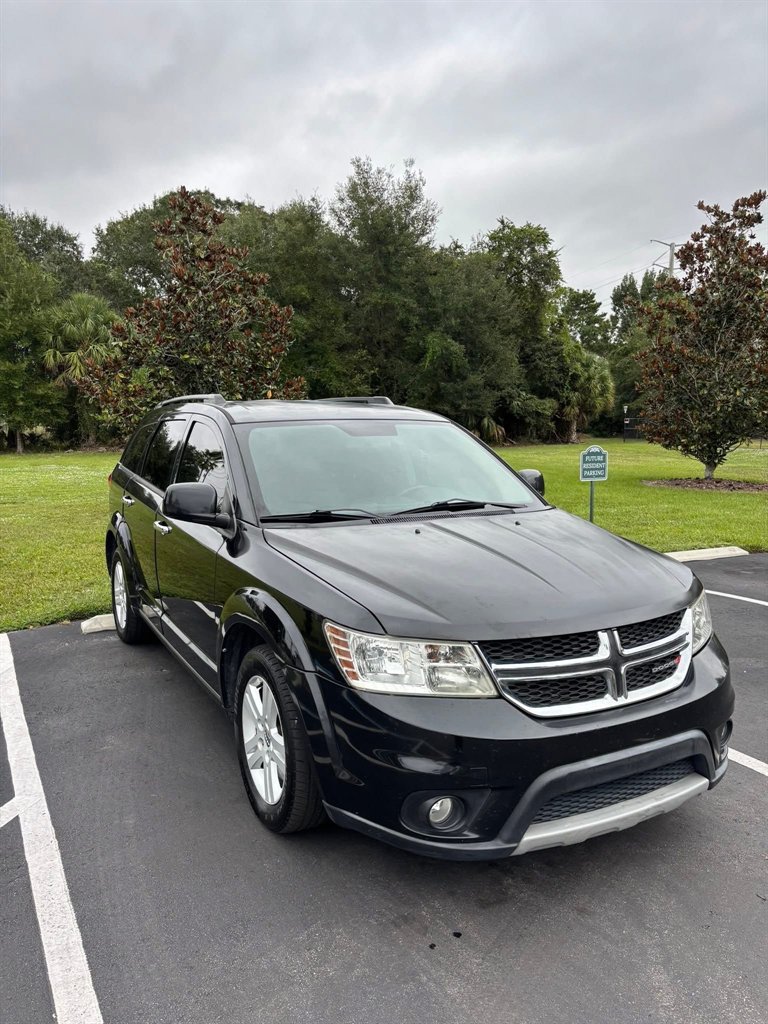 2012 Dodge Journey SXT's photo